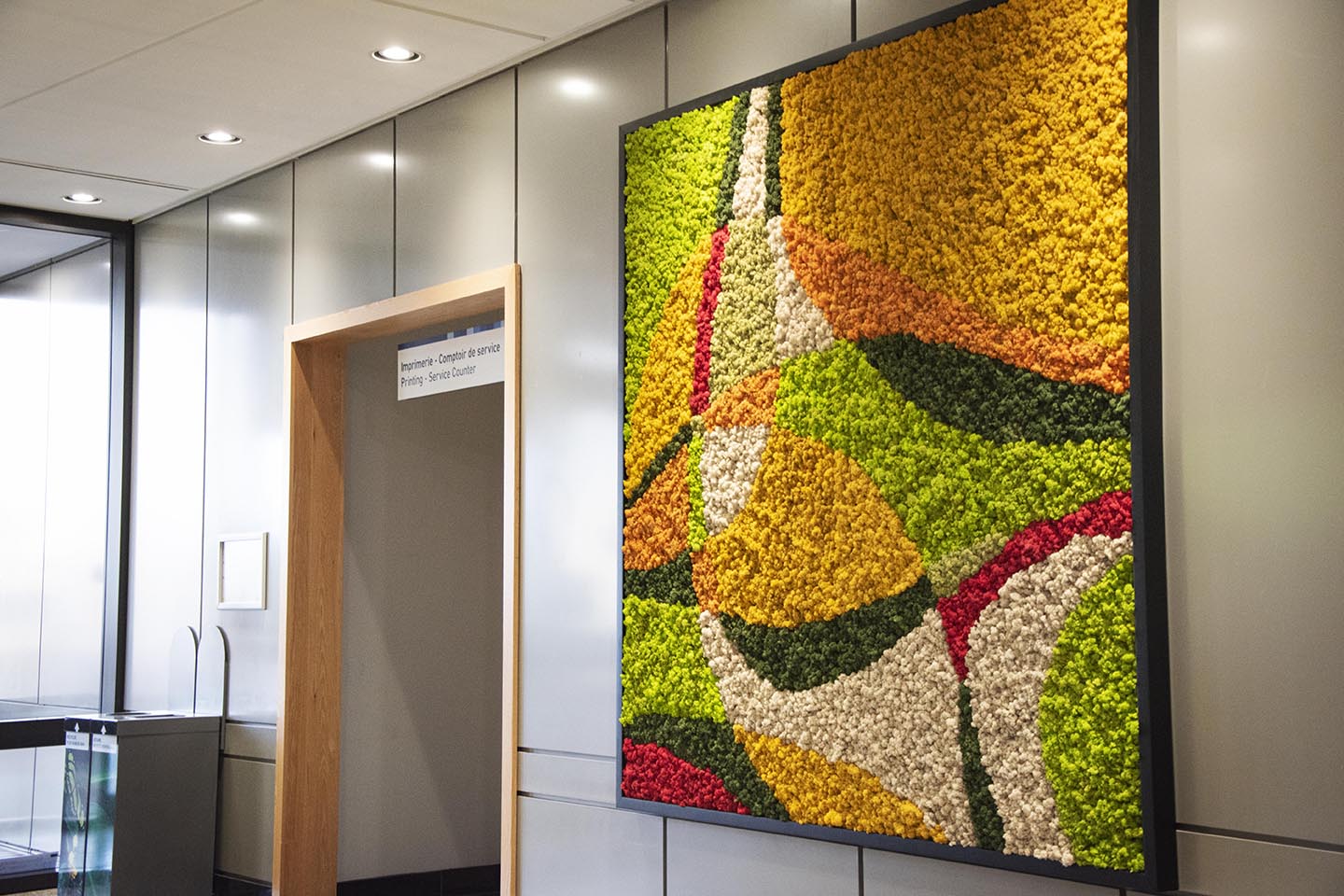 Carbonleo Moss Wall