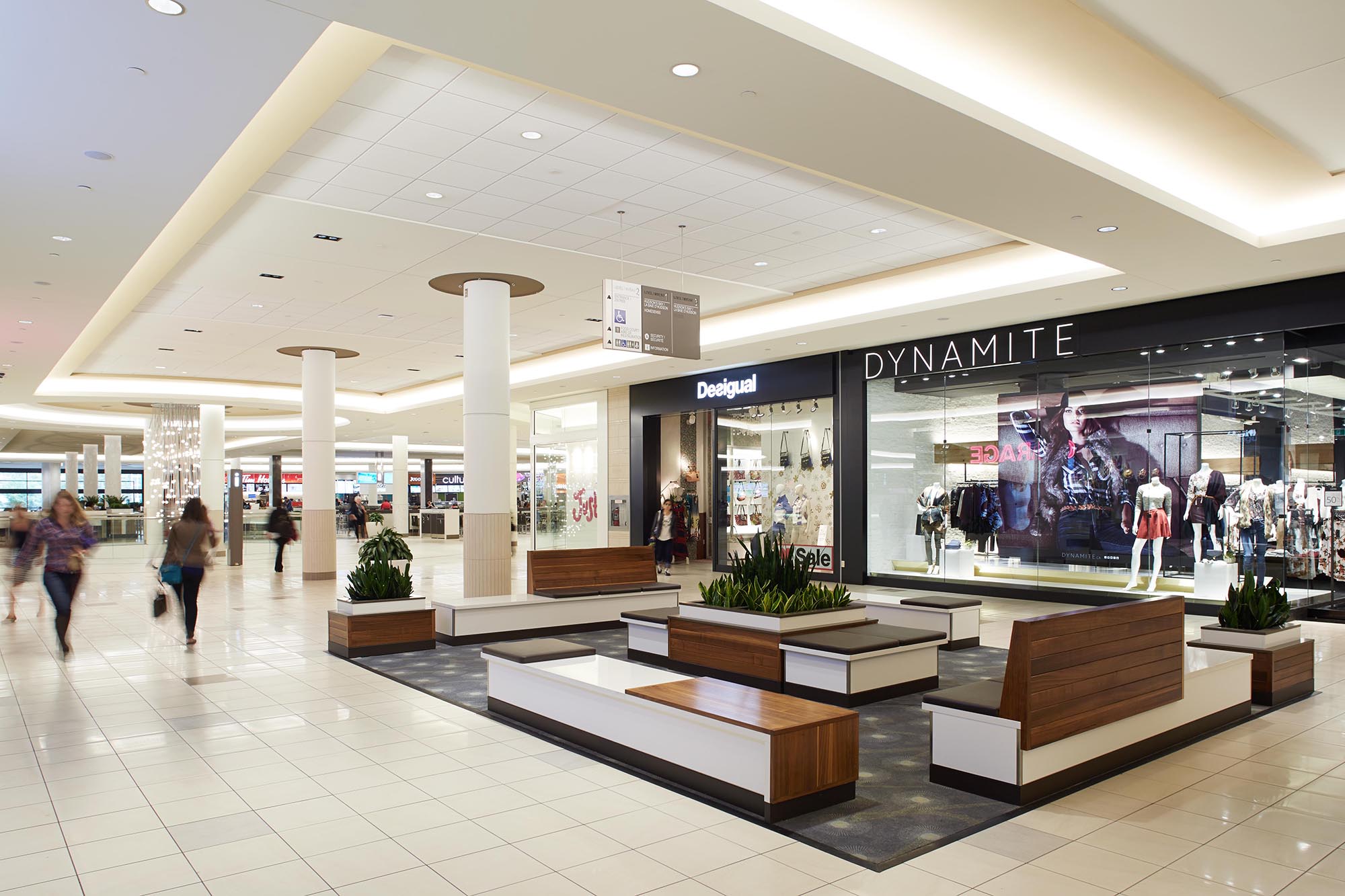 Aménagement Paysager Intérieur Bayshore Mall