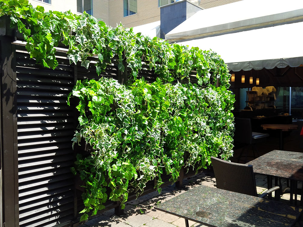 Exterior Landscaping - Hotel Mortagne